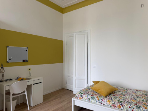 Bed in a shared twin bedroom, in the City Life neighbourhood