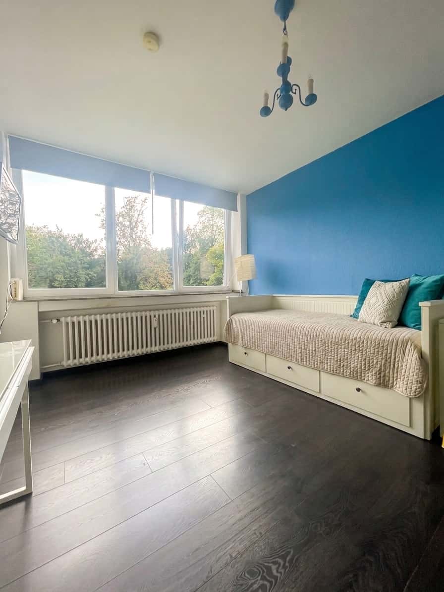 Apartment In Bilker Allee, Düsseldorf For 25 M² - 1