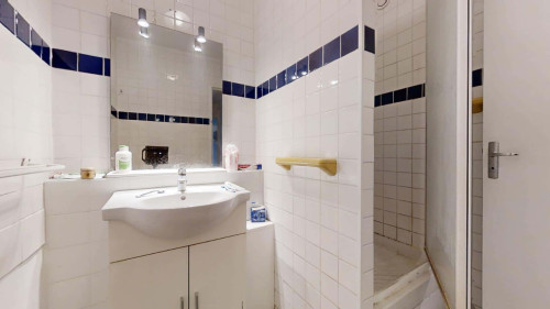 Room in Les Châteaux Saint-Sylvère, Cergy for 103 m² with 5 bedrooms - Gallery - 12