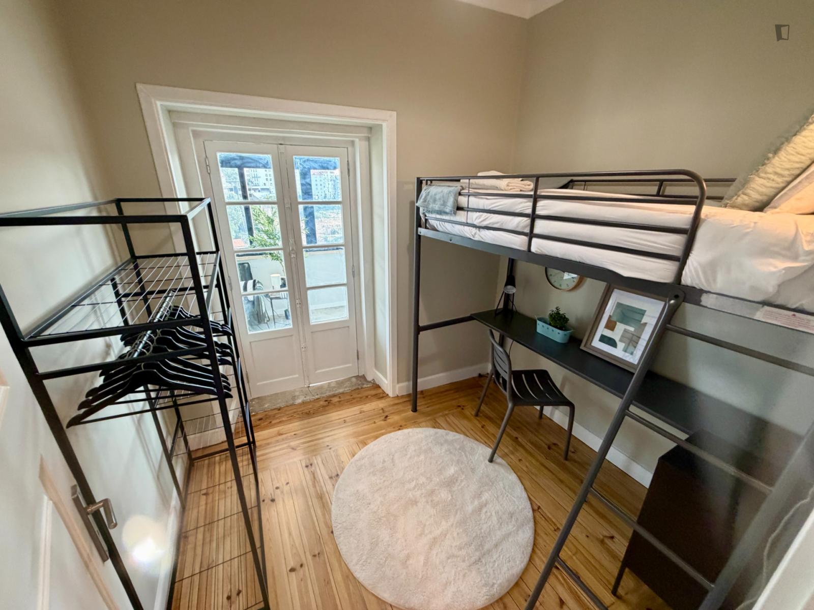 Nice Bedroom In A 6-Bedroom Flat - 1