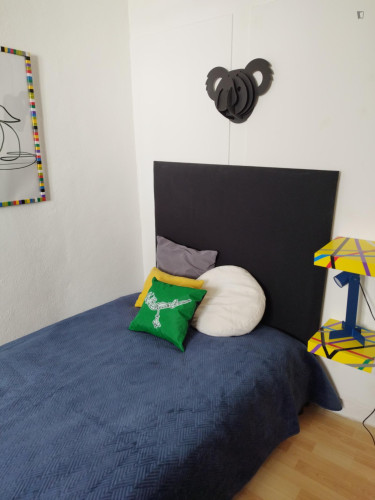 Adorable Single Bedroom close to Faculty of Medicine - Gallery - 8