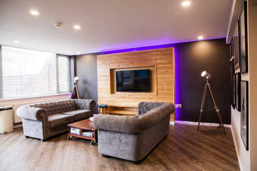 Holly Court  - Gallery -  5