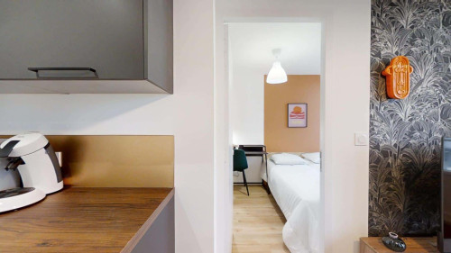 Chambre 2 - VOLTAIRE G