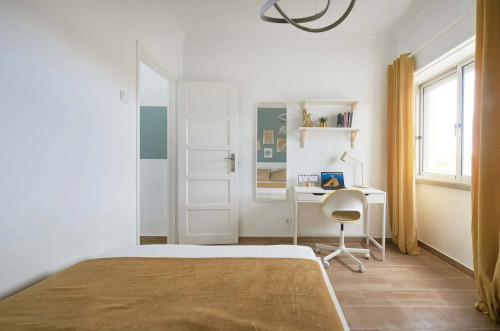 Room 1 - Mouzinho Albuquerque 2 3E - Gallery - 6