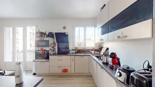 Room in Avenue du Général de Gaulle, Tours for 92 m² with 5 bedrooms - Gallery - 9
