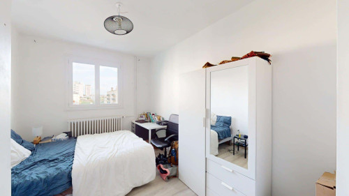 Room in Avenue du Général de Gaulle, Tours for 92 m² with 5 bedrooms