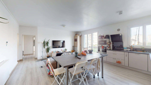 Room in Avenue du Général de Gaulle, Tours for 92 m² with 5 bedrooms