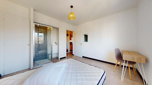 Room in Rue du Chablais, Annemasse for 87 m² with 4 bedrooms