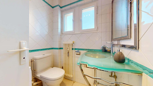 Room in Rue du Chablais, Annemasse for 87 m² with 4 bedrooms - Gallery - 2