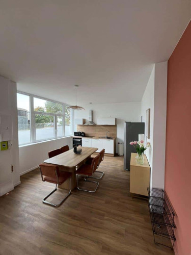 Chambre 4 - CARRE N