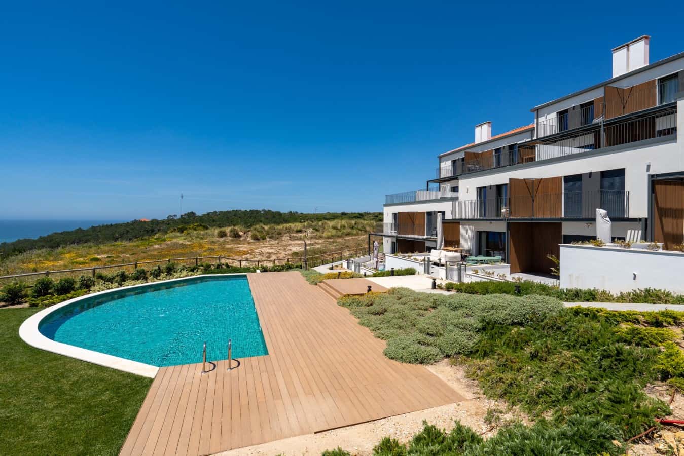 Apartment In Rua Da Bela Vista, Carvoeira For 93 M² With 1 Bedroom - 1