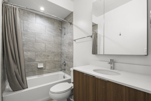 #1915: Dupont Circle - Gallery - 5