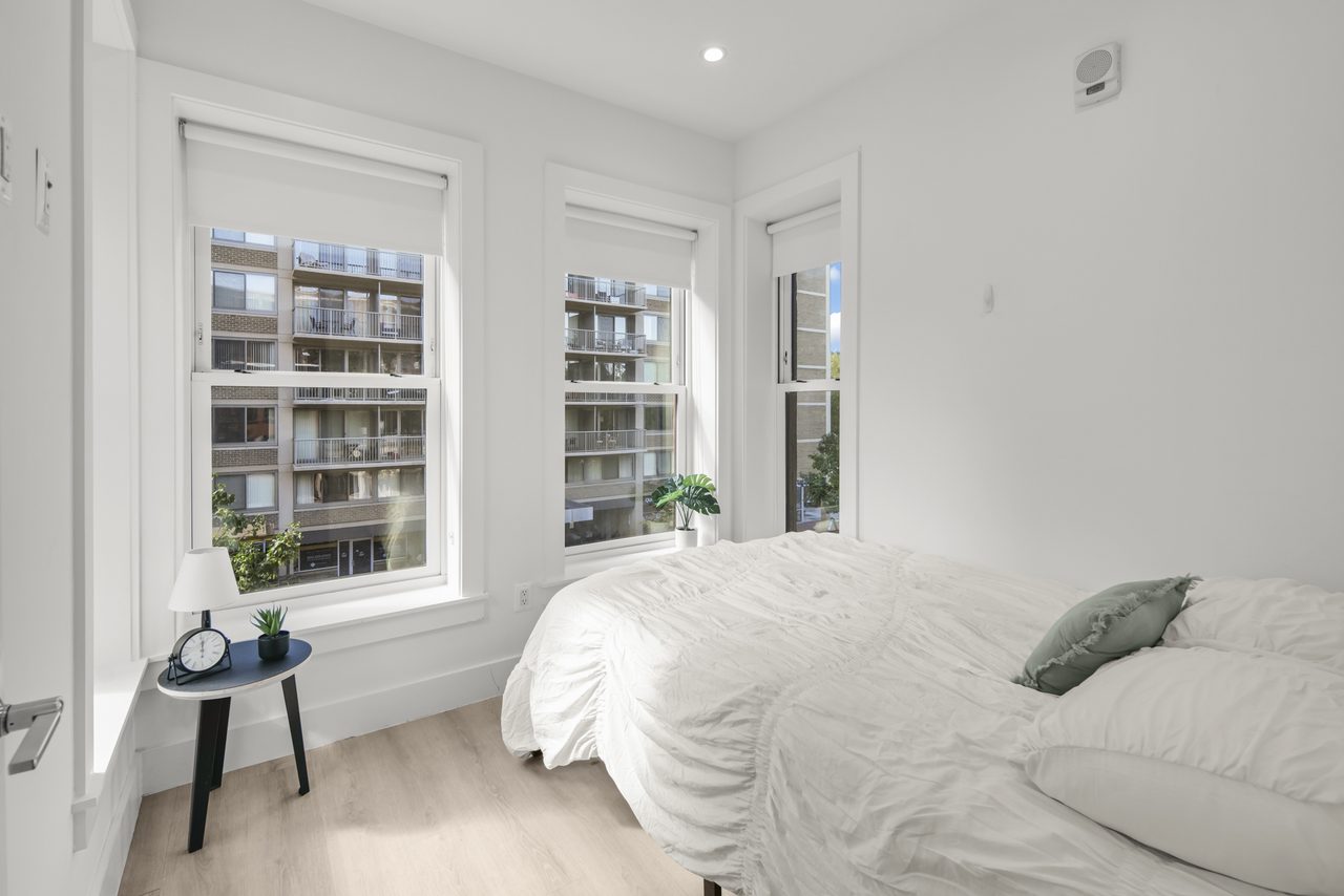 #1917: Dupont Circle - Full Bedroom B - 1