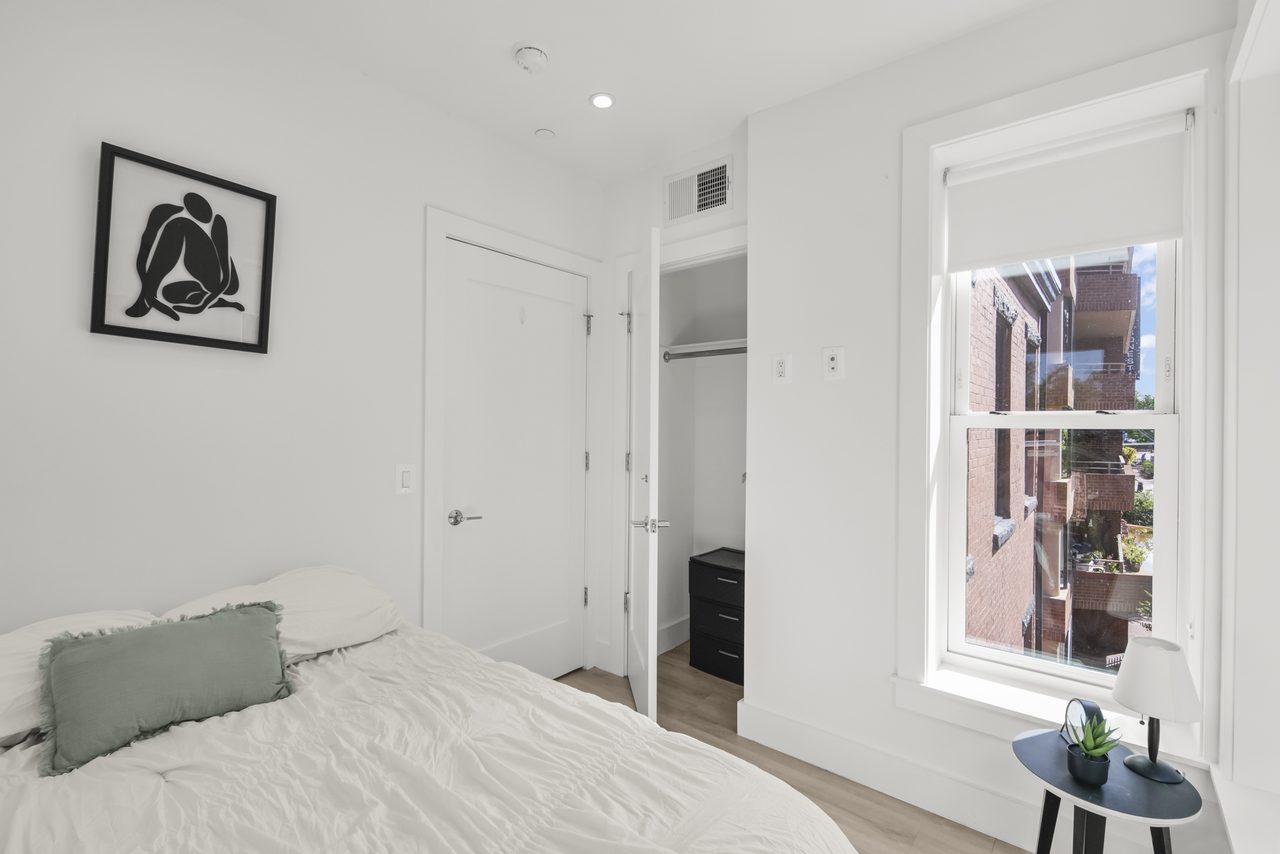 #1917: Dupont Circle - Full Bedroom B - 2