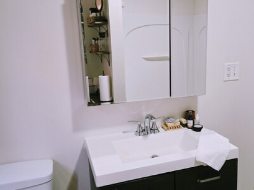 Master Bedroom | On Suite Bath