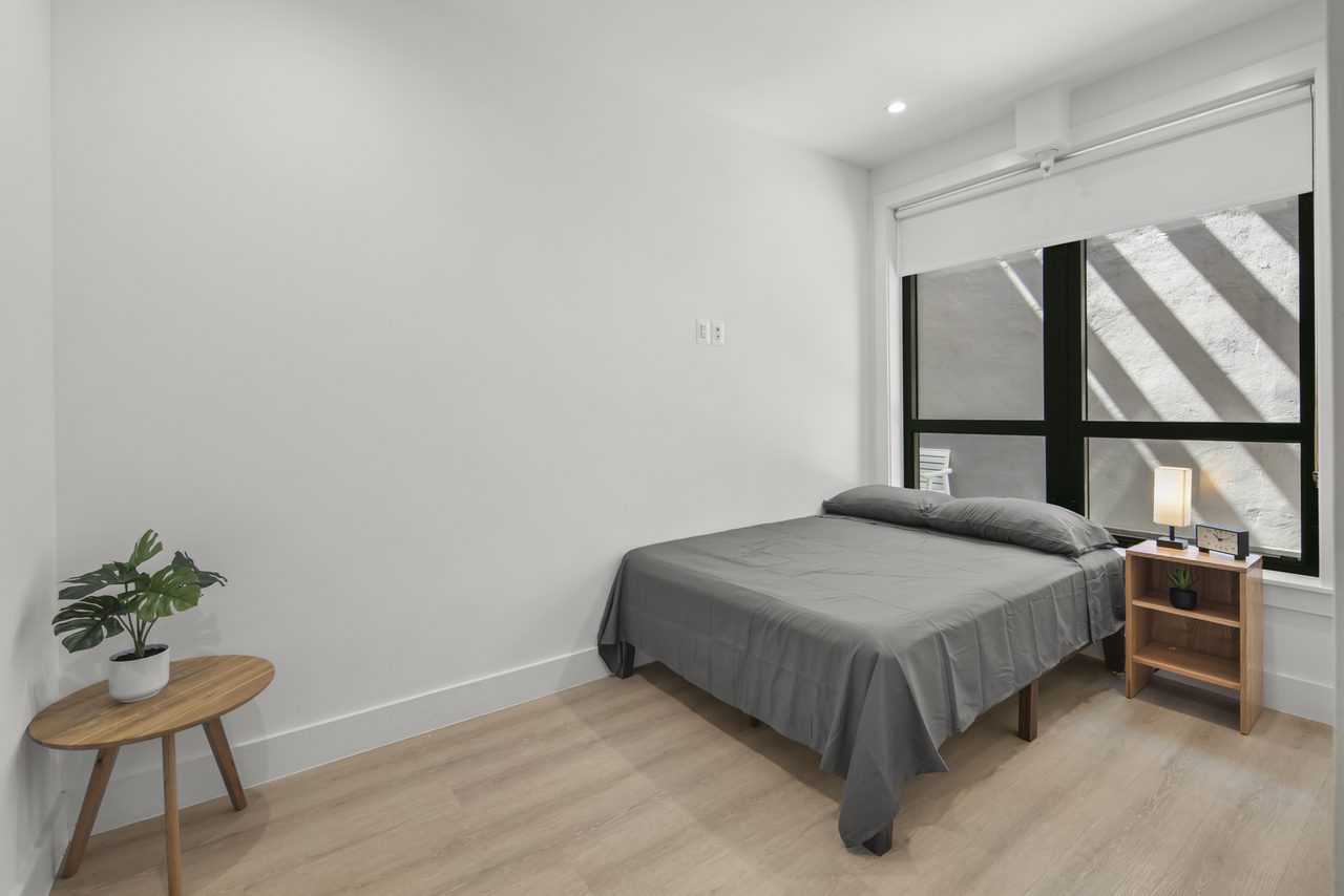 #1914: Dupont Circle - Full Bedroom D - 16