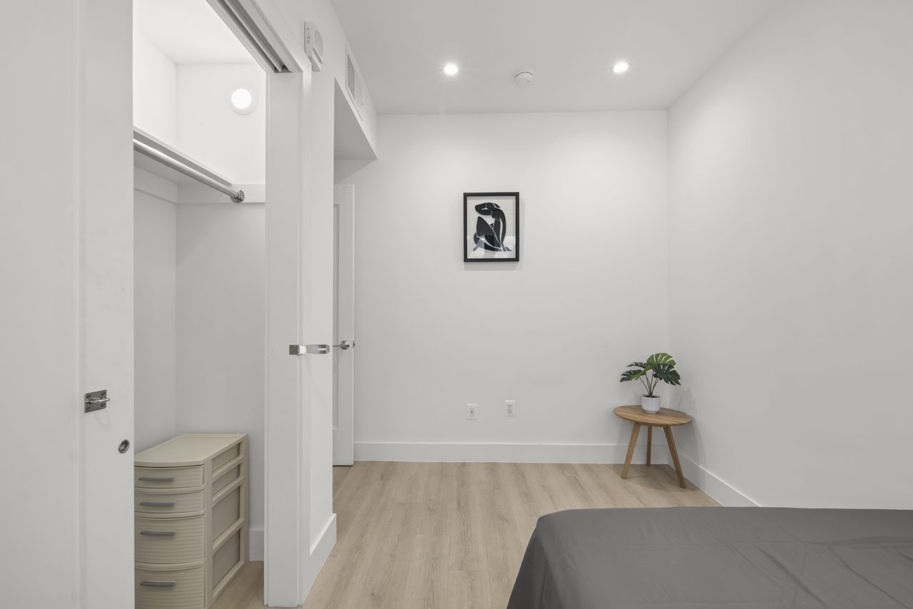 #1914: Dupont Circle - Full Bedroom D - 2