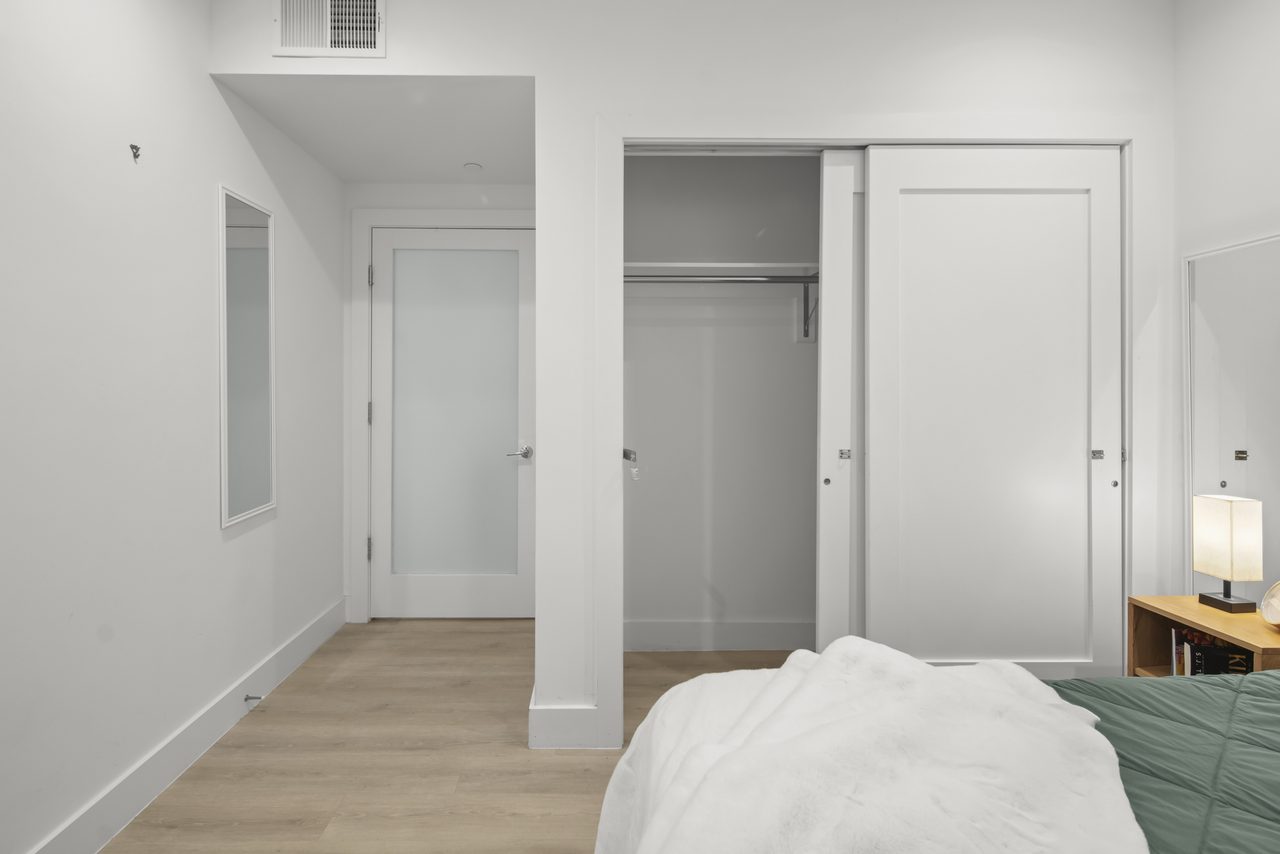#1914: Dupont Circle - Full Bedroom C - 2