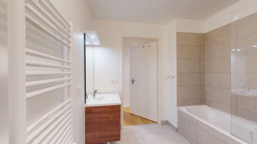 Leone - Home 401 - Gallery - 12