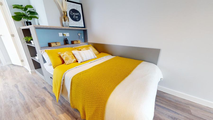  Platinum EnSuite Pls  -  Altus House  - Gallery -  1