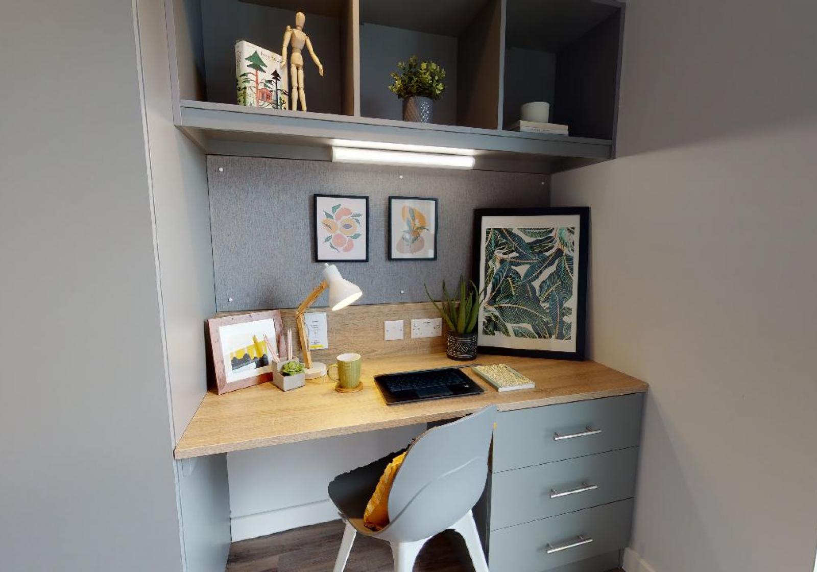  Platinum En-Suite Plus  -  Altus House  - Gallery -  2