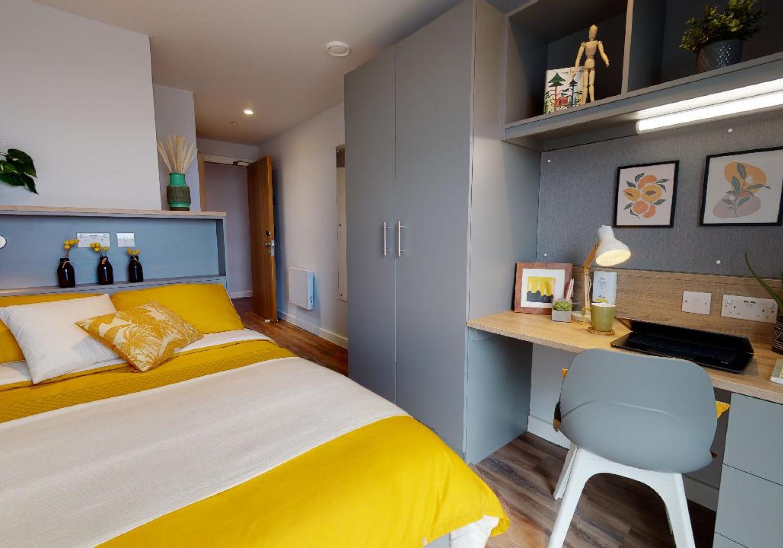  Platinum En-Suite Plus  -  Altus House  - Gallery -  1