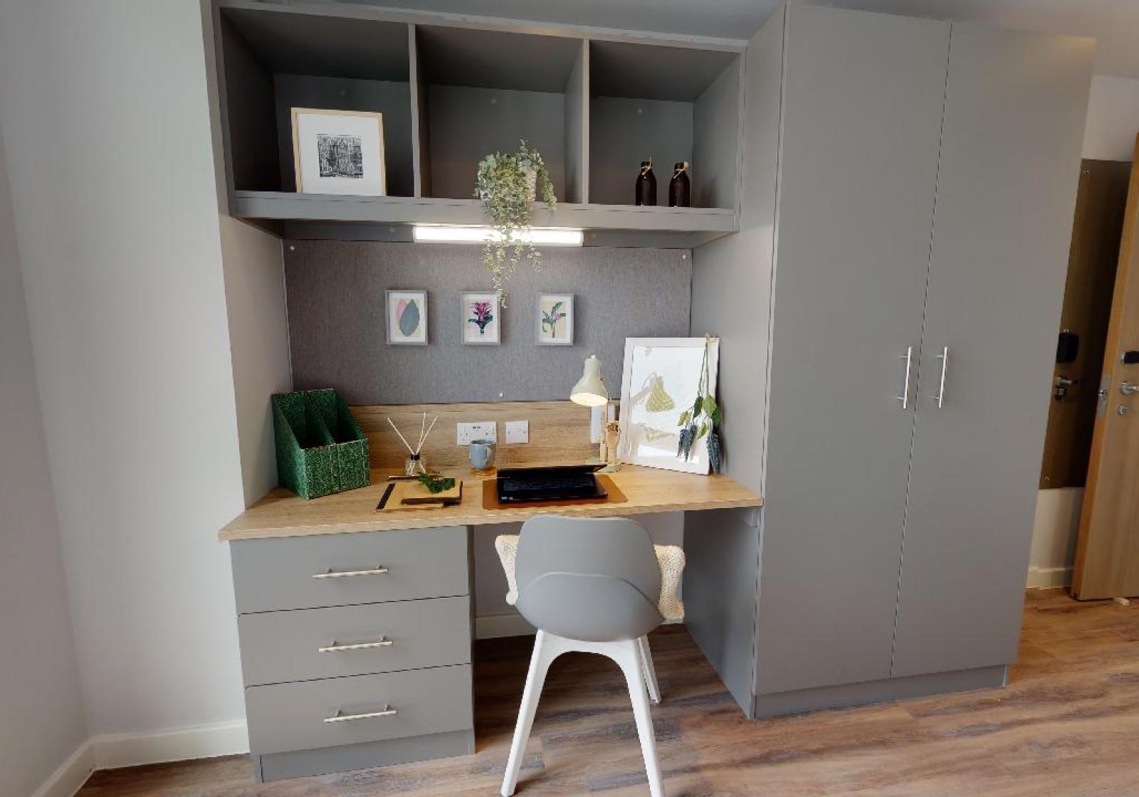  Silver En-Suite  -  Altus House  - Gallery -  3