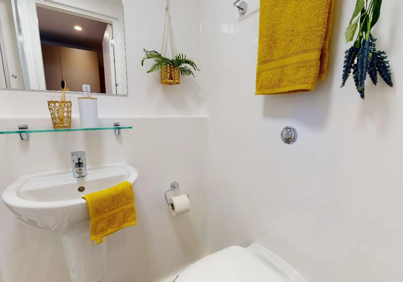  Copper En-Suite  -  Altus House  - Gallery -  1