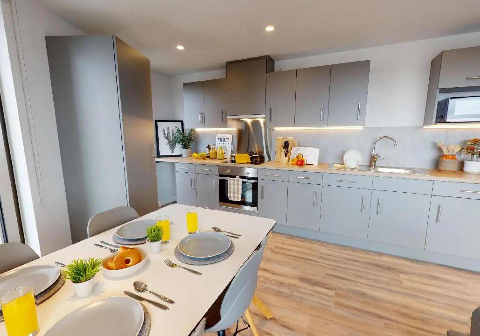  Silver En-Suite Plus-2627  -  Altus House  - Gallery -  1