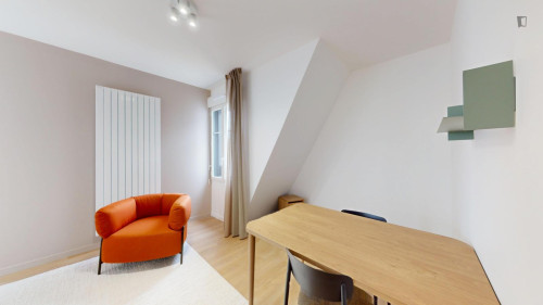 Lovely double ensuite bedroom in Vanves