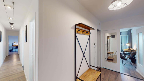 Room in Rue du Sentier, Annemasse for 86 m² with 5 bedrooms - Gallery - 6