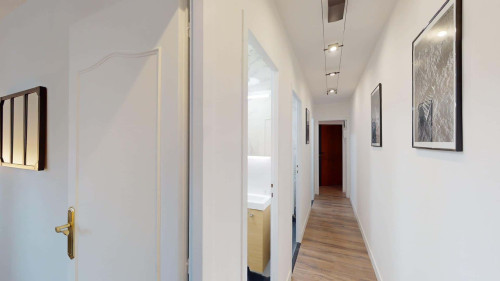 Room in Rue du Sentier, Annemasse for 86 m² with 5 bedrooms - Gallery - 8
