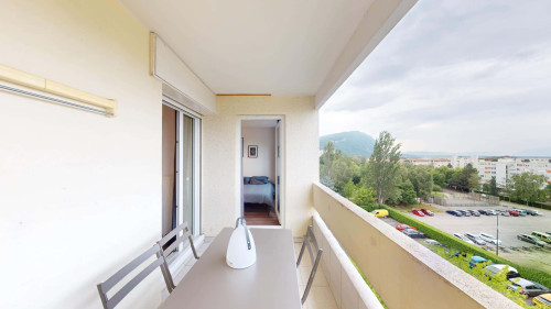 Room in Rue du Sentier, Annemasse for 86 m² with 5 bedrooms - Gallery - 13