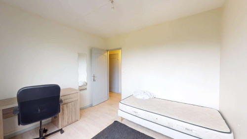 Room in Rue Louis Mirault, Tours for 89 m² with 4 bedrooms - Gallery - 20