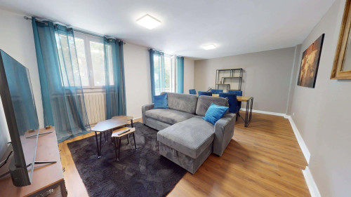 Room in Rue Saint-Ferjus, Grenoble for 75 m² with 3 bedrooms - Gallery - 10
