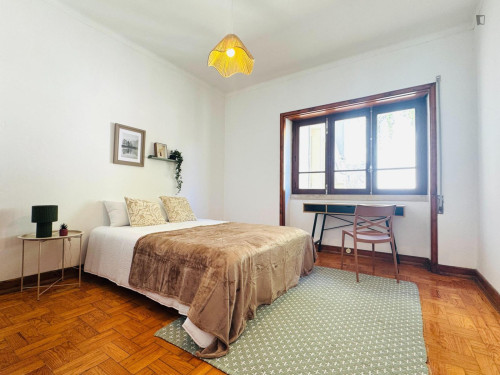 Alluring Double Bedroom close to University of Coimbra