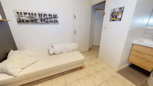 Room in Rue Casimir Delavigne, Le Havre for 66 m² with 4 bedrooms - Gallery - 5