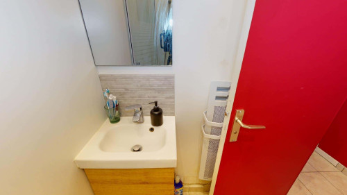 Room in Rue Casimir Delavigne, Le Havre for 66 m² with 4 bedrooms
