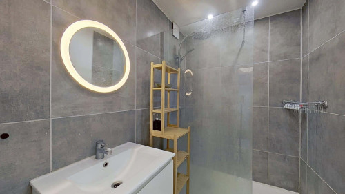 Room in Rue Hector Berlioz, Rouen for 80 m² with 4 bedrooms - Gallery - 6