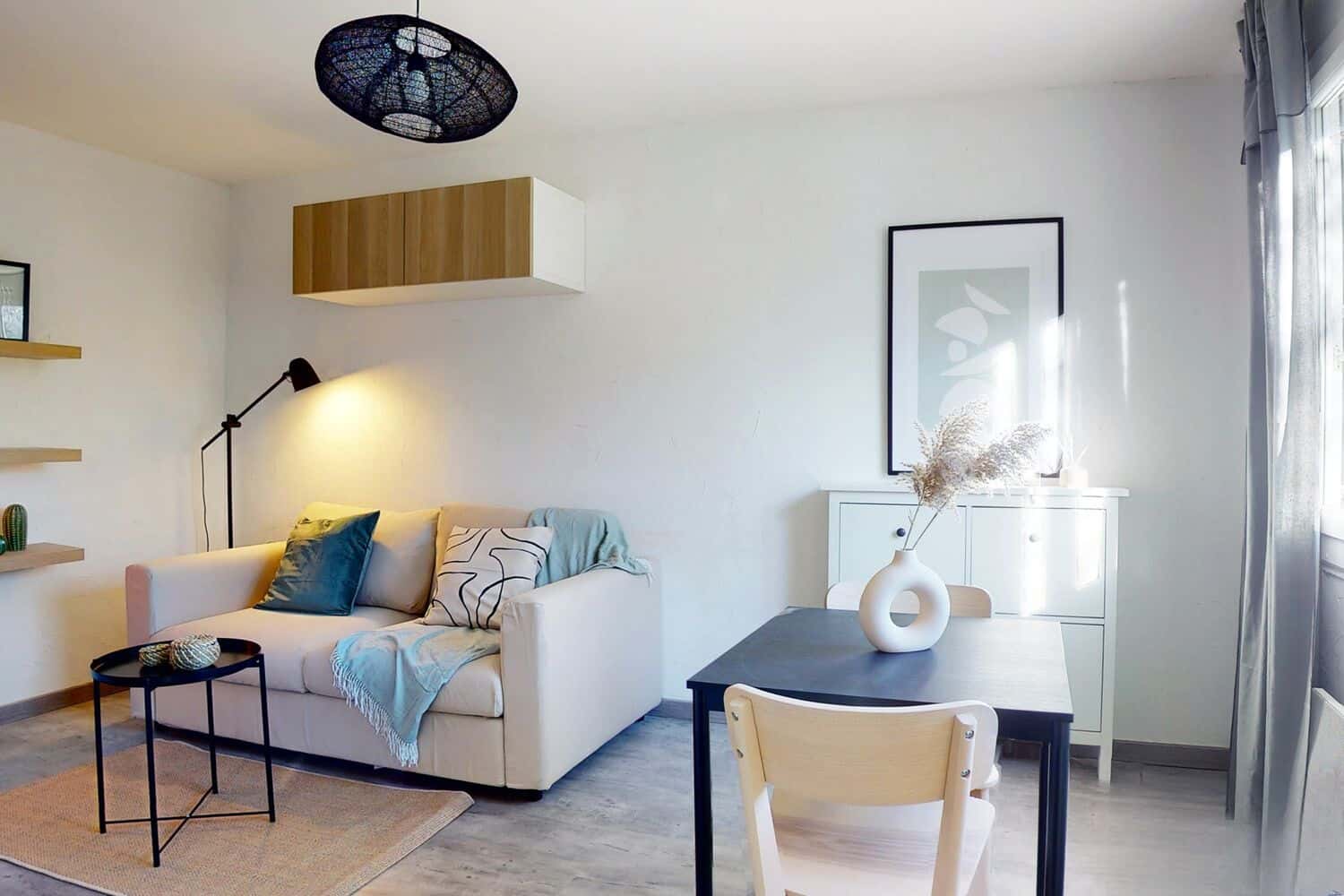 Apartment In Rue Des Citronniers, Montpellier For 19 M² - 1