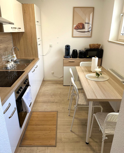 Beautiful Cozy 2-Room Apartment at Hürth Park Shopping Center - Gallery - 16