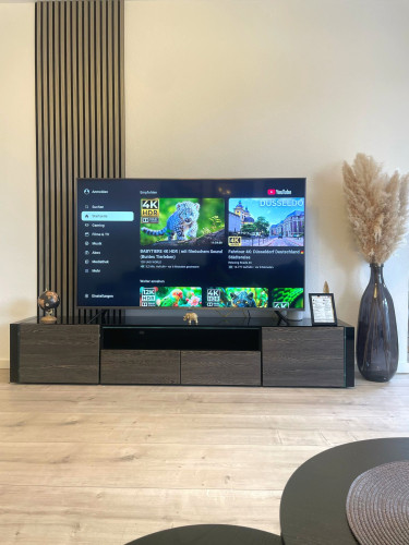 Beautiful Cozy 2-Room Apartment at Hürth Park Shopping Center