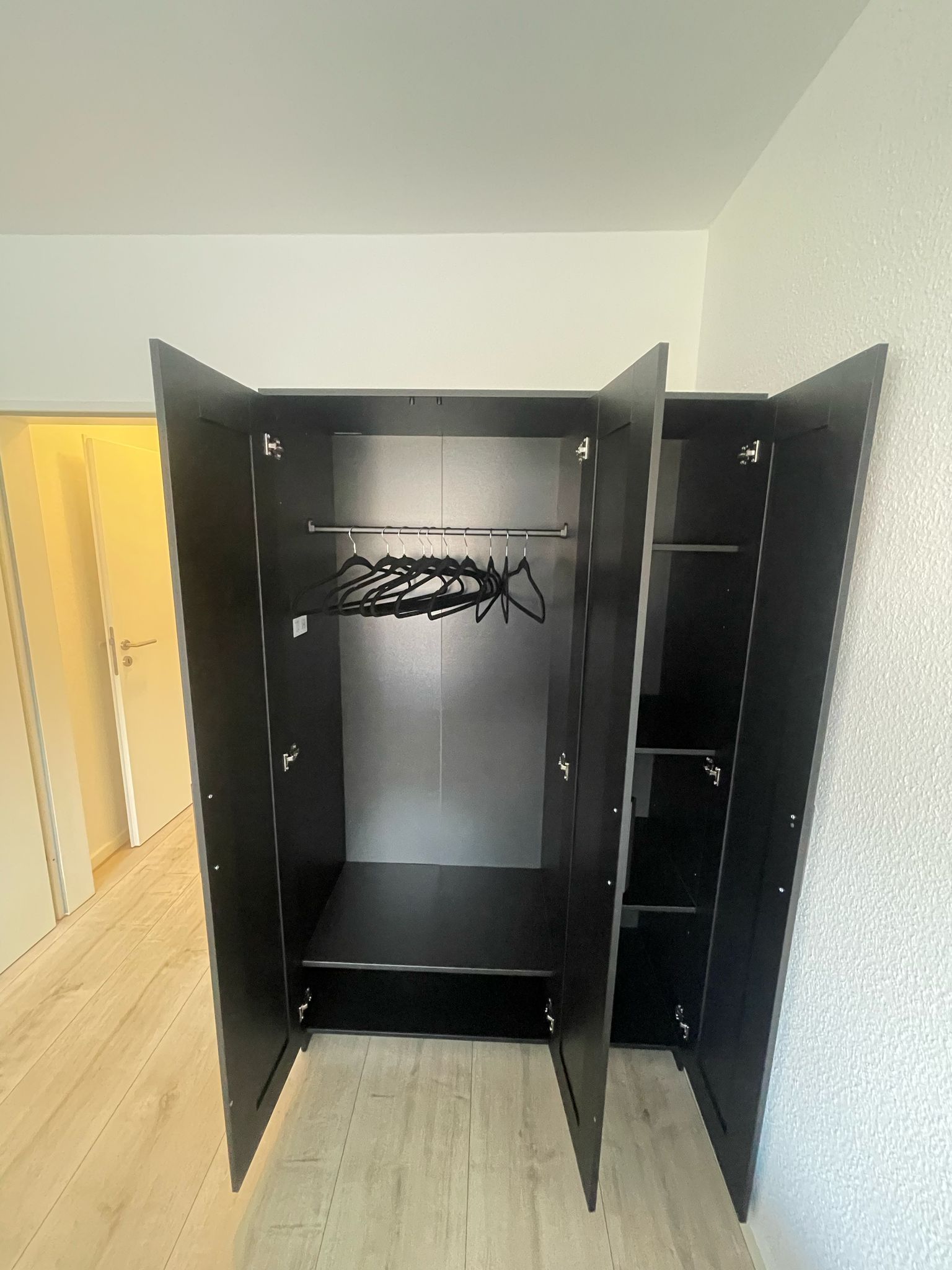 Beautiful Cozy 2-Room Apartment At Hürth Park Shopping Center - 7