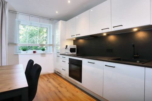 Great, awesome flat close to city center