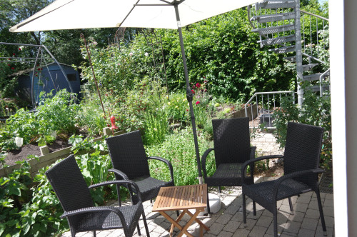 Business Apartment between Frankfurt and Hanau – 5 minutes walk to the train station, approx. 30 minutes to Frankfurt Central Station, own parking space, terrace, home office, ideal for expats, project staff and families - Gallery - 12