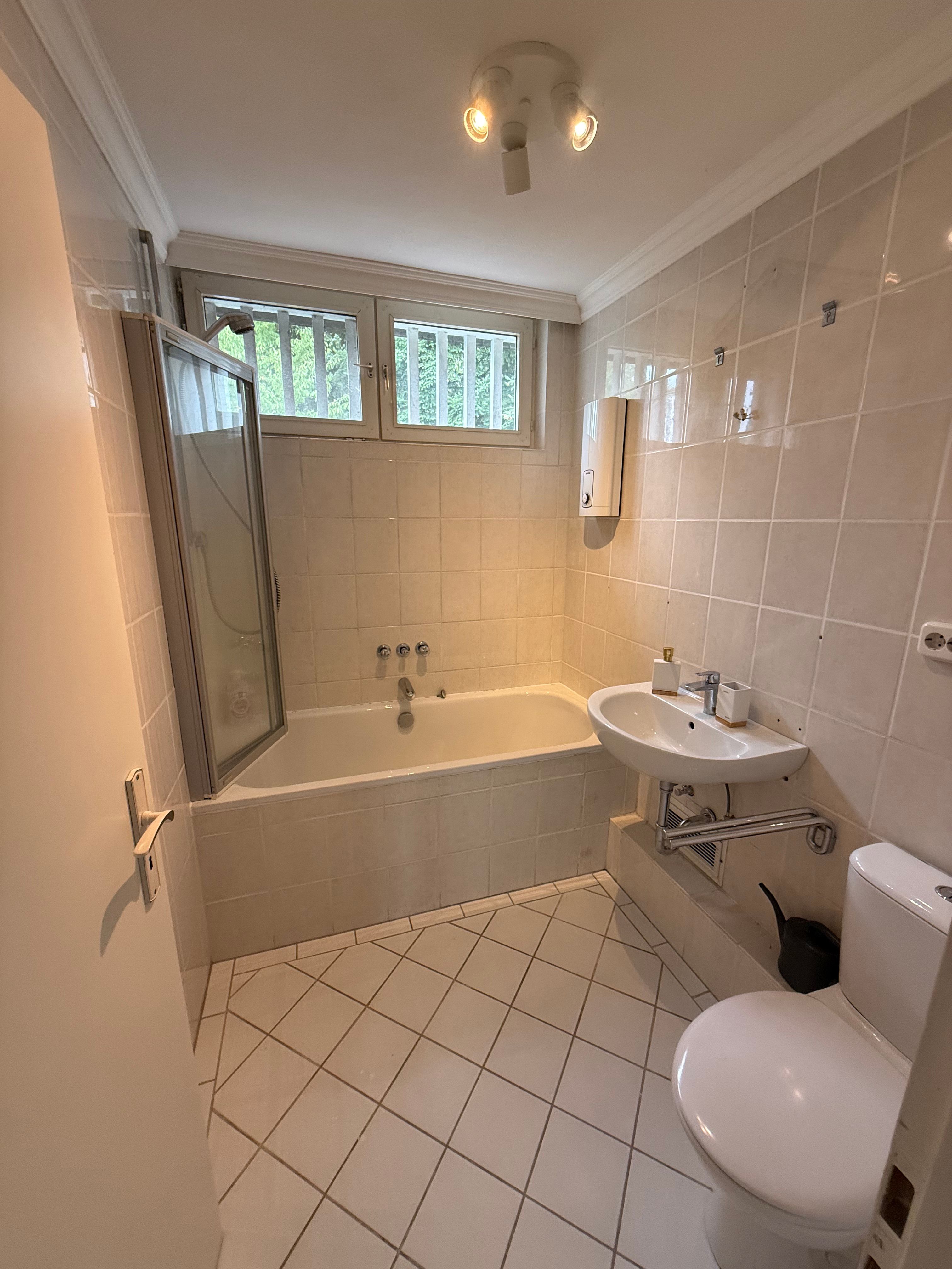 Exclusive Furnished 180 Sqm House With Garden & Balconies In Bergisch Gladbach - 17