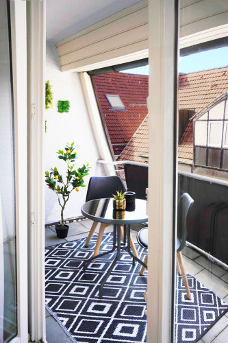 Stylish 2-room apartment with balcony & underground parking – central in Leonberg - Gallery - 7