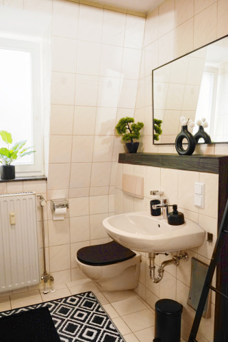 Stylish 2-room apartment with balcony & underground parking – central in Leonberg - Gallery - 3