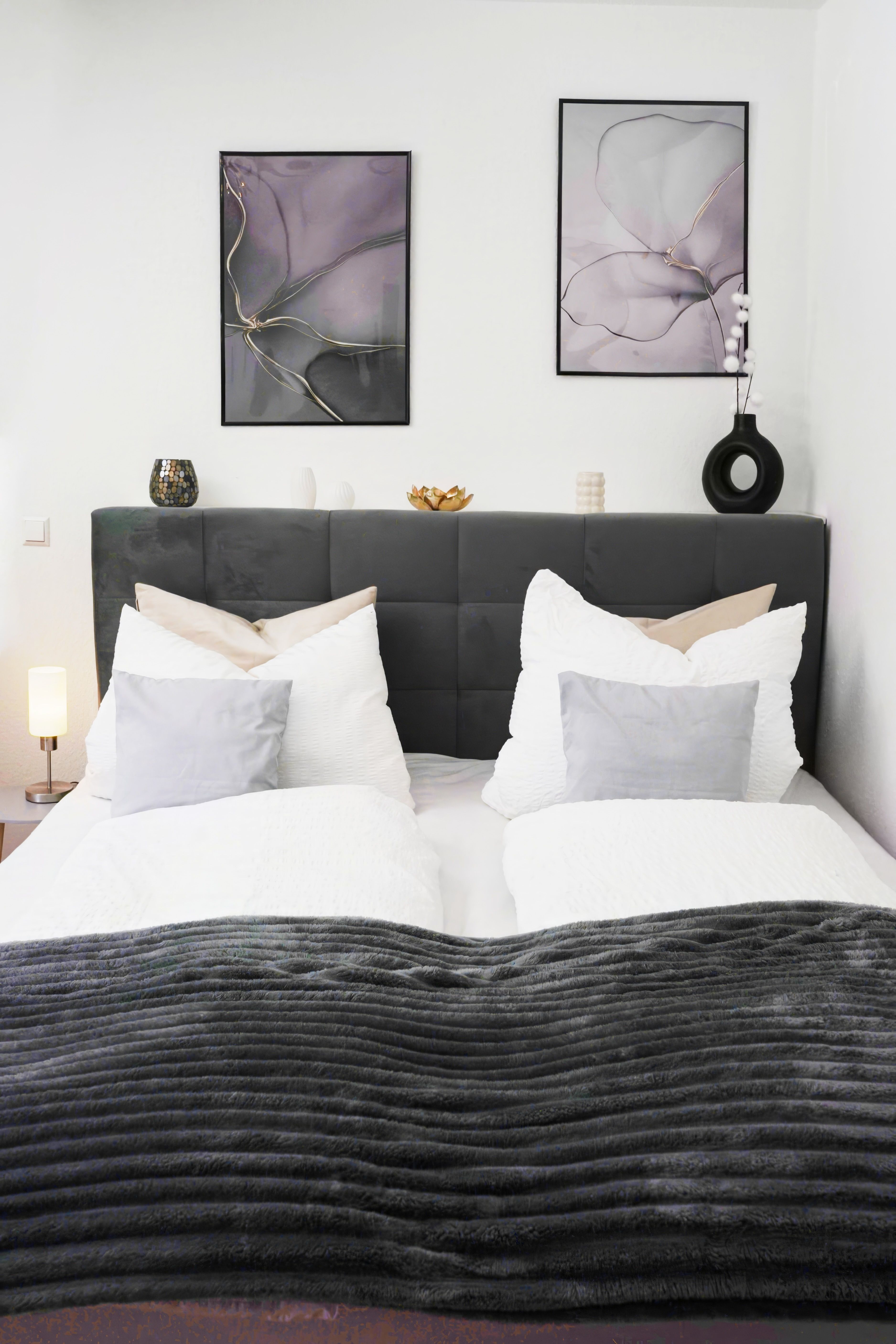 Stylish 2-Room Apartment With Balcony & Underground Parking – Central In Leonberg - 12