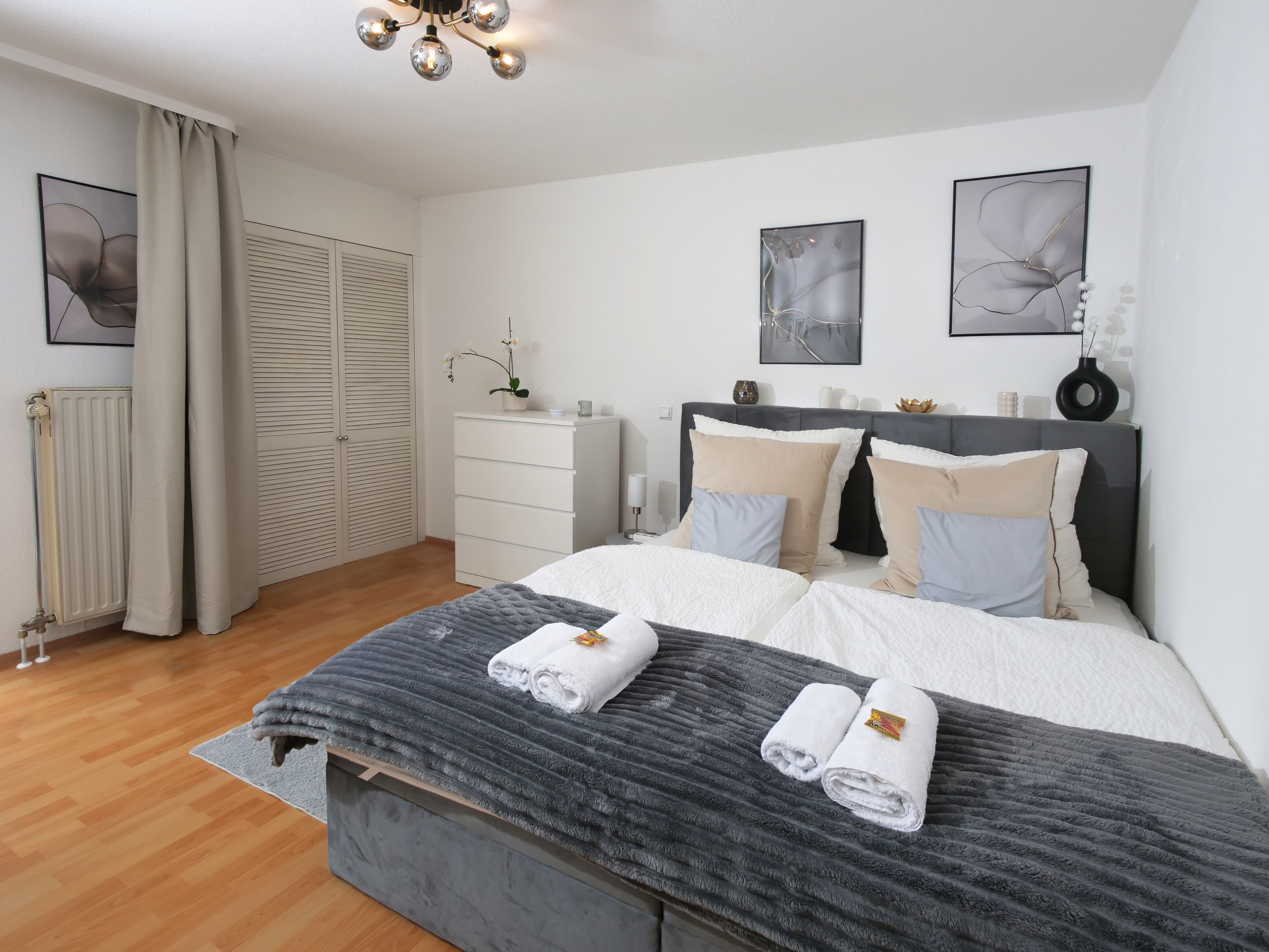 Stylish 2-Room Apartment With Balcony & Underground Parking – Central In Leonberg - 9